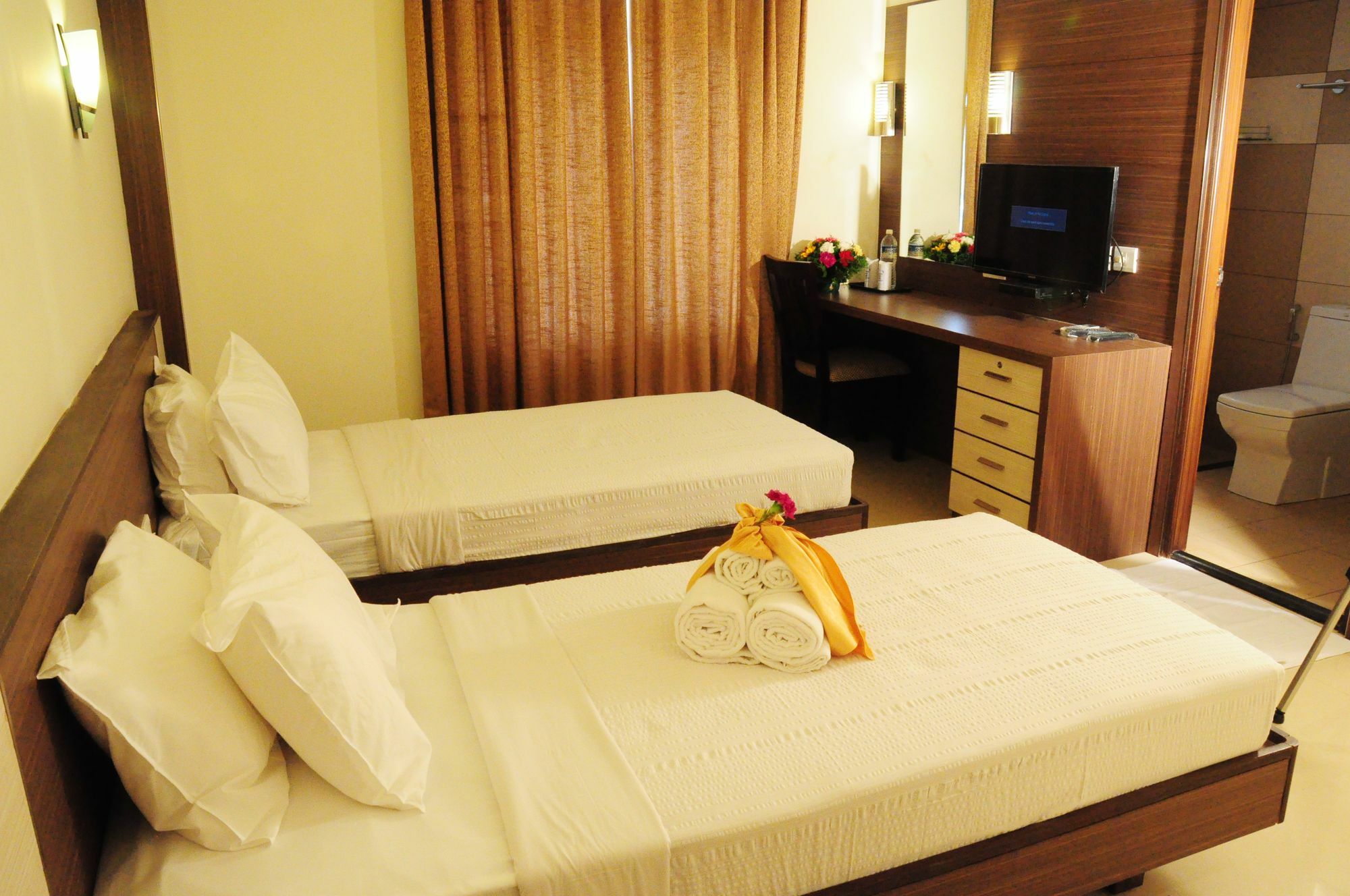 Hotel South Regency, Ernakulam Kochi Exterior foto